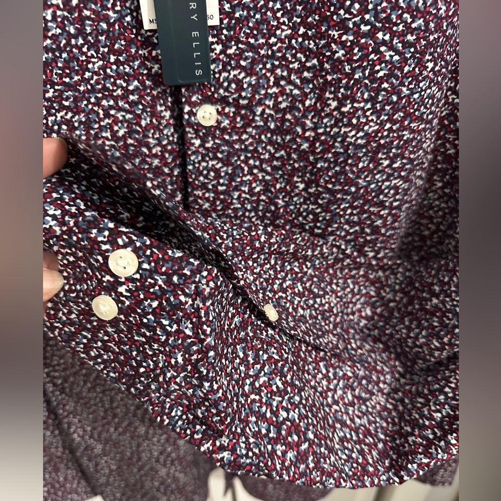 NWT - Perry Ellis Men”s Long Sleeve, Red & Gray Slim Fit Button Down - Picture 7 of 7